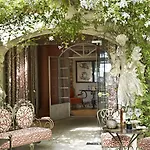 Marie Saint Tropez 5*