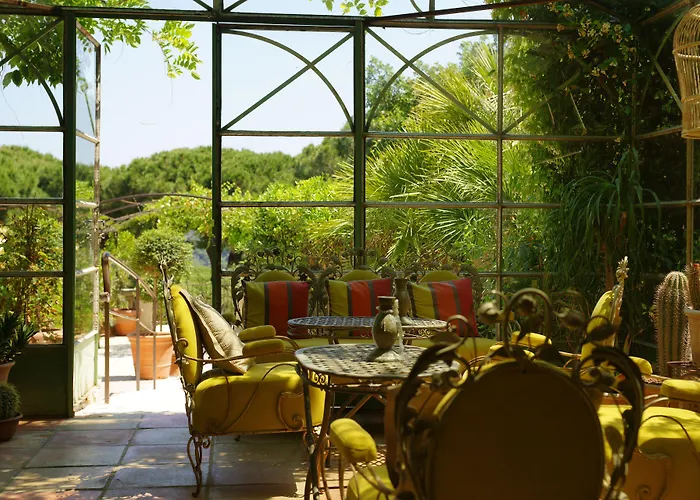 Marie Saint Tropez 酒店